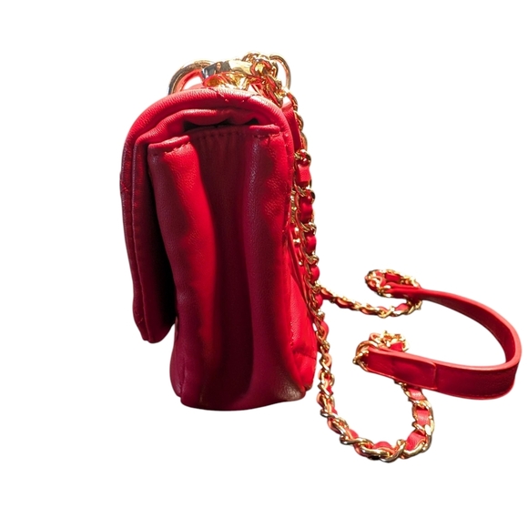 Badgley Mischka Red Quilted Clutch with Gold Chain - Picture 6 of 7